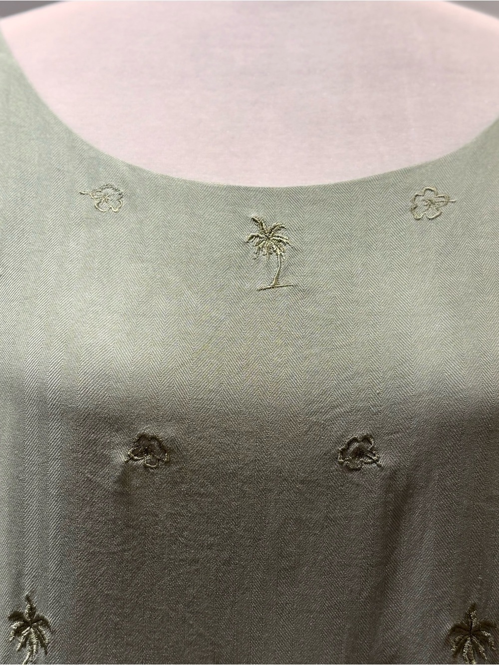Vintage 100% Silk Savannah Embroidered Shift Dress - Size 14 - Picture 7 of 7